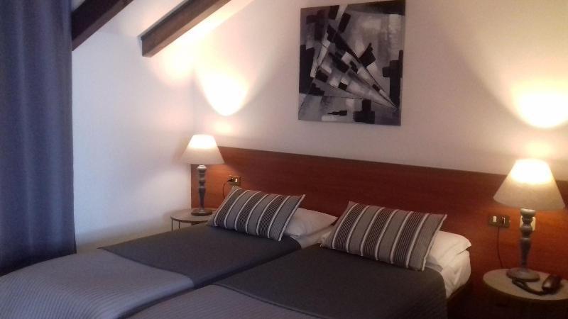 Bert Hotel Sesto San Giovanni Exterior photo
