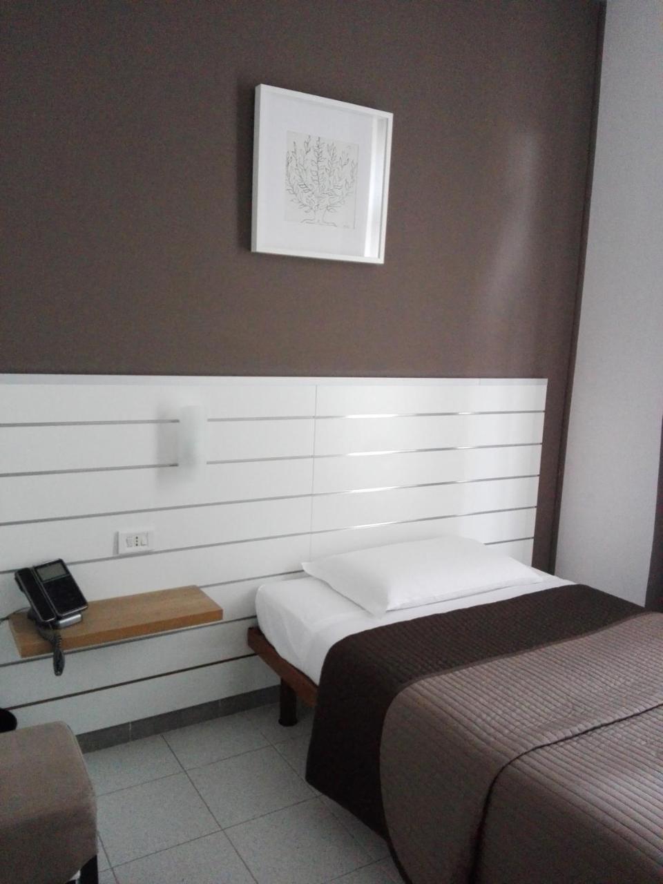 Bert Hotel Sesto San Giovanni Exterior photo